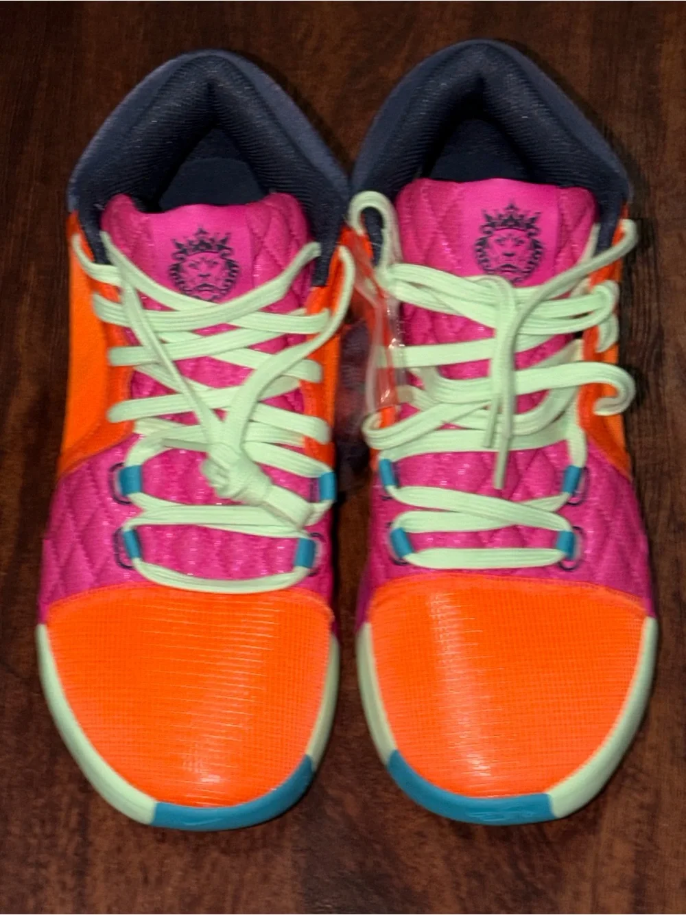 Nike size 9.5 colorful shoes